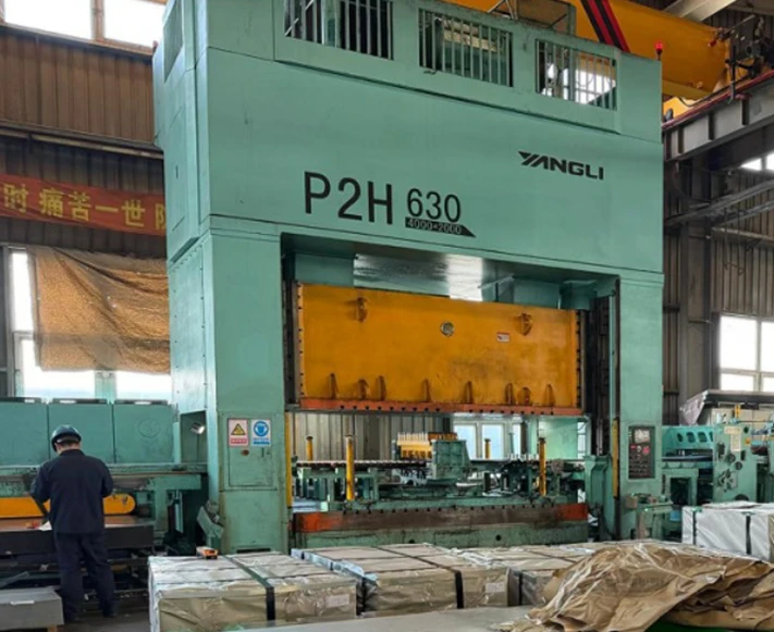L&iacute;nea de corte de corte pendular P2H-630
